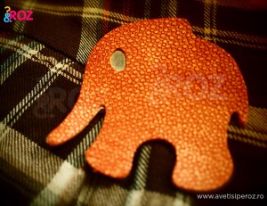 brosa-elefant-carla-szabo