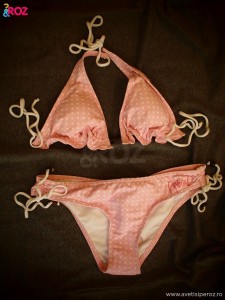 costum-baie-2-piese-roz-cu-buline