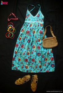 rochie-albastra-cu-flori.