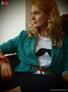 tricou-cu-mustata-new-look