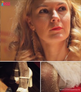 fata blonda si ciorapi gold