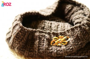 fular-si-brosa-vintage