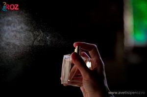 parfum little gold dress avon