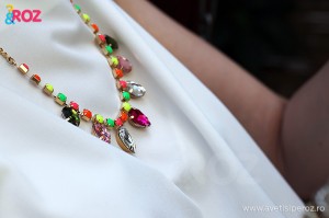 colier colorat