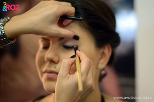 sedinta de make-up avon