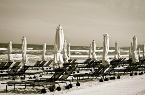 umbrele de soare la mare