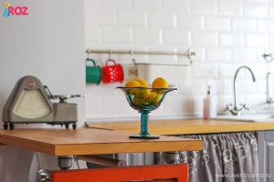 bucatarie retro ikea si cantar vechi
