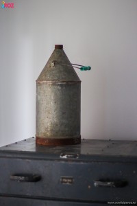 recipient metalic vechi