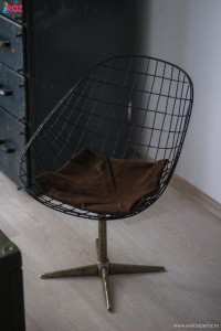 scaun metalic retro