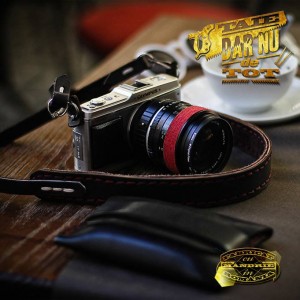 curea piele aparat foto