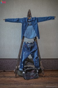 lee cooper all jeans outfit