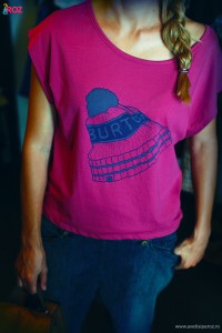 tricou roz burton