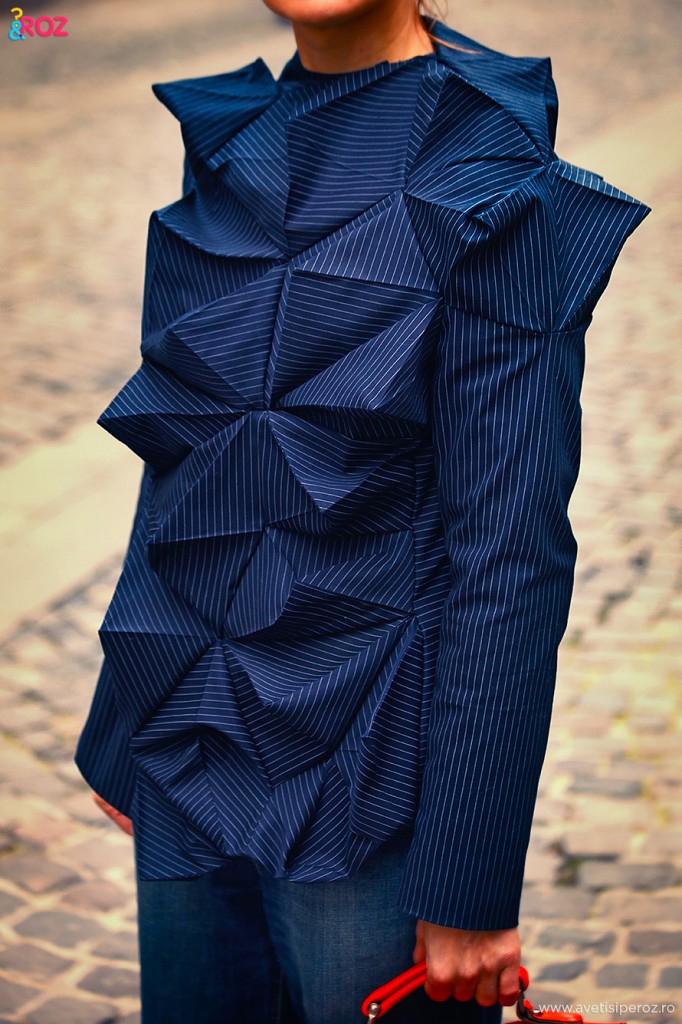tridimensional jacket