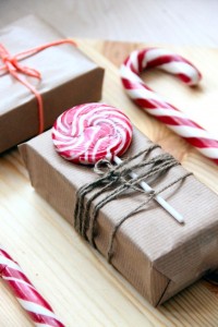 diy xmas wrapping