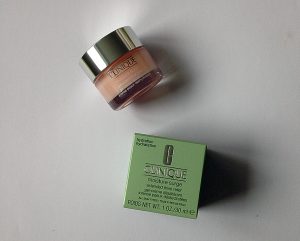 oferta crema clinique douglas