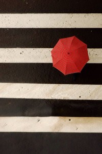 umbrela colorata si dungi