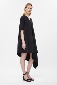 rochie cos asimetrica