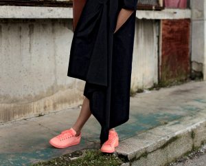 adidasi si rochie cos