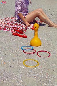 tinuta de mers la plaja