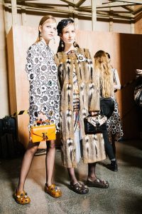 christopher-kane-crocs-2017