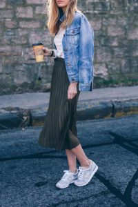 pleated-skirt