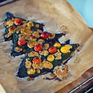 pizza-in-forma-de-brad-de-craciun