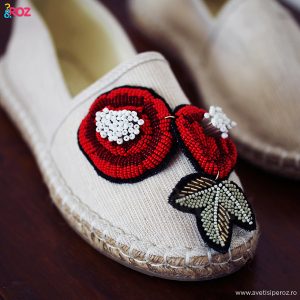 cum tunam niste espadrile