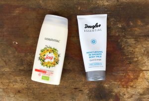 crema de corp sub dus