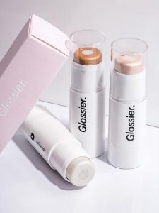 highlighter glossier