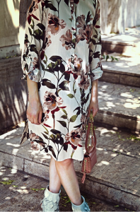 rochie cu flori zara