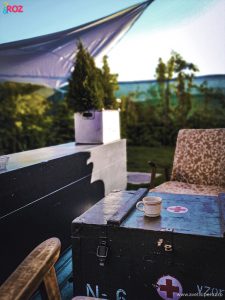 colt de luat masa in gradina