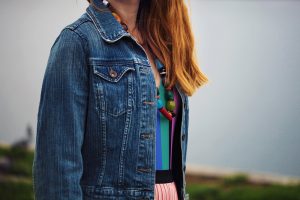 geaca de blugi dkny si costum de baie