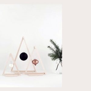 minimalist xmas tree
