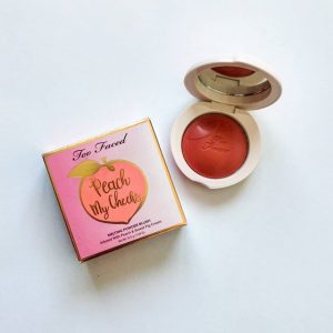 fard de obraz too faced