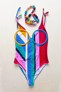 costum de baie cu dungi