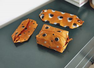 3 gentute IKEA
