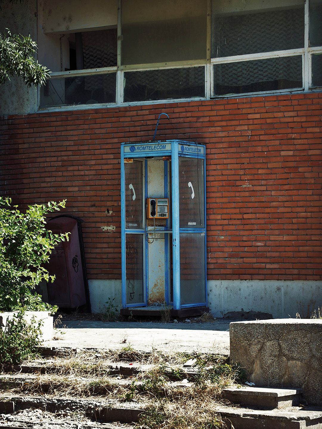 cabina telefonica veche in sulina