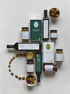 cornelia olive oil masline si ulei de masline